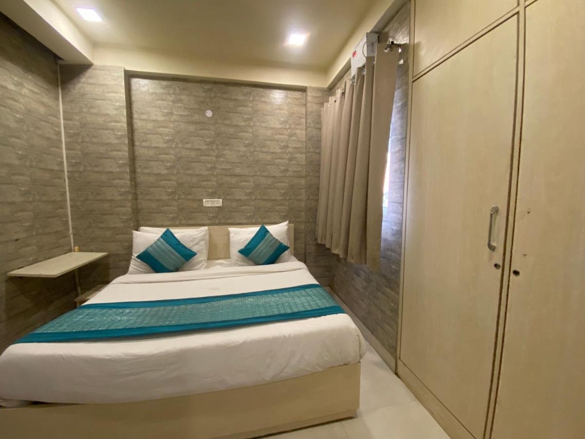 Red Chilly Hotel New Delhi